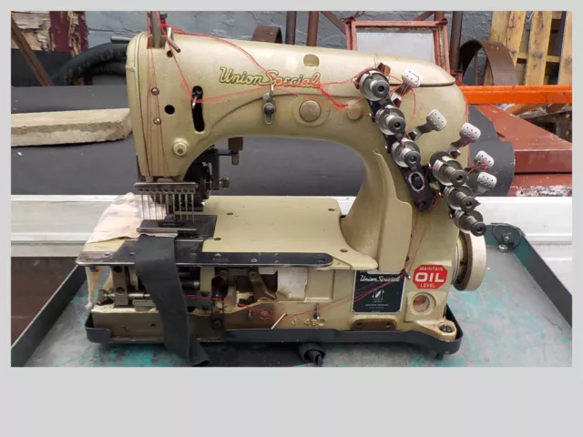 Industrial Sewing Machine Union Special 54-200 F- with rear puller-