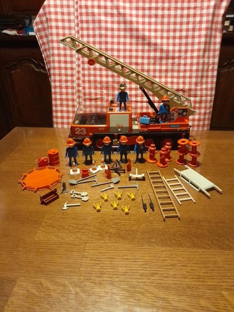PLAYMOBIL 3236 CAMION DE BOMBEROS (AÑO 1976 - 1978) 24,69