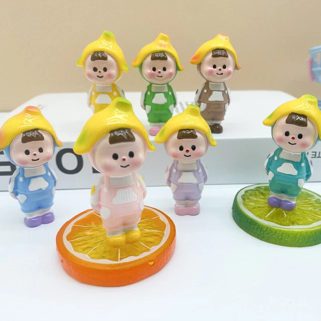 Un pezzo casuale di banana modello multi-sorella giocattoli accessori in resina decorazione S1