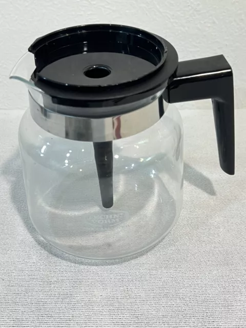https://www.picclickimg.com/DAMAAOSwb1xkuD3O/Technivorm-Moccamaster-Replacement-Coffee-Pot-Glass-Carafe-KB741.webp