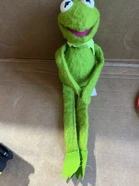 Vintage 1981 Fisher Price Toys KERMIT THE FROG Jim Henson Muppet Plush Doll 857