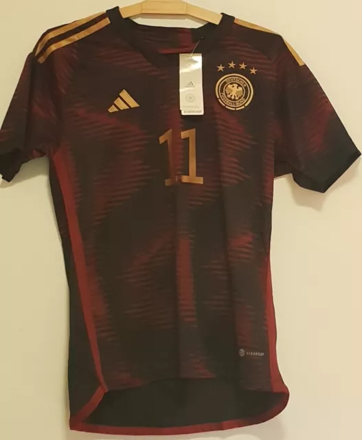 Reus Germany 2022 Away Football Jersey World Cup Edition (Small) New With Tags