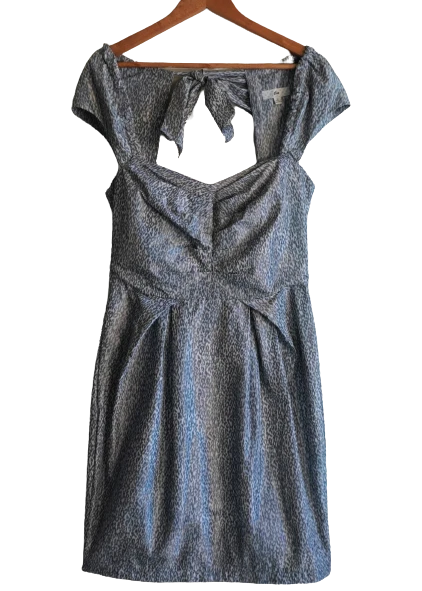 CUE Sz 10 Grey Leopard Taffeta Pocket Tie Backless Pleated Cap Sleeve Dress