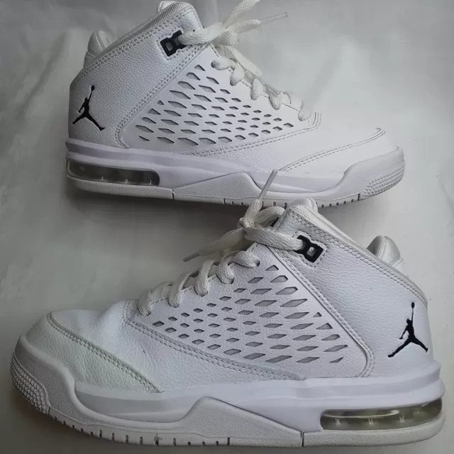 Kids trainers size 4 sales