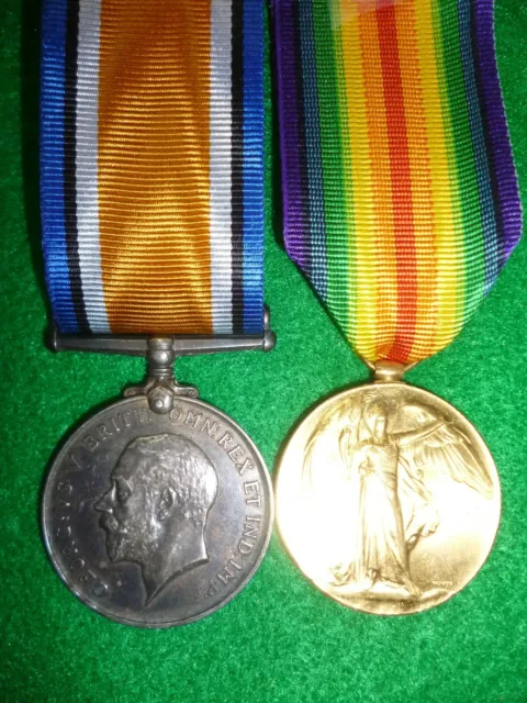 WW1 Bi-lingual Victory Medal Pair to 4th S.A. Infantry, Delville Wood, Scottish