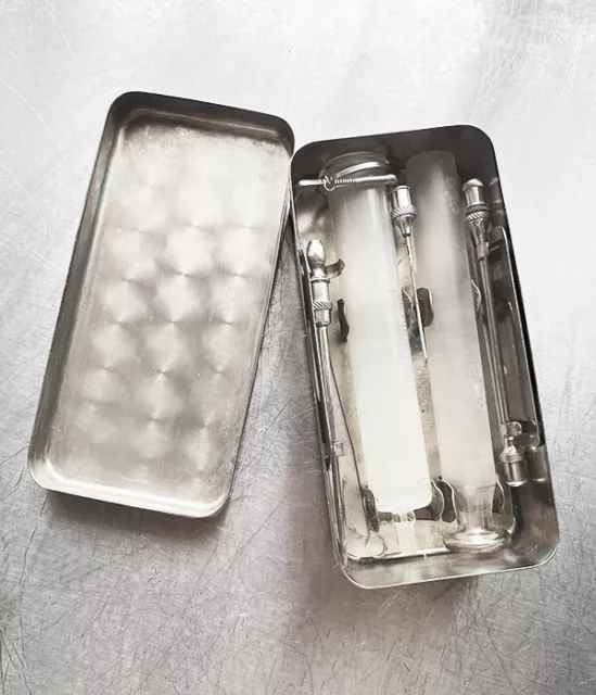 Vintage BD LUER 10cc Glass Syringe Kit w/Original Stainless Steel Case. VG++