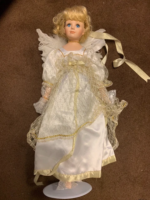 “Grace" Guardian Angel Heritage Signature Collection Porcelain Doll 2000