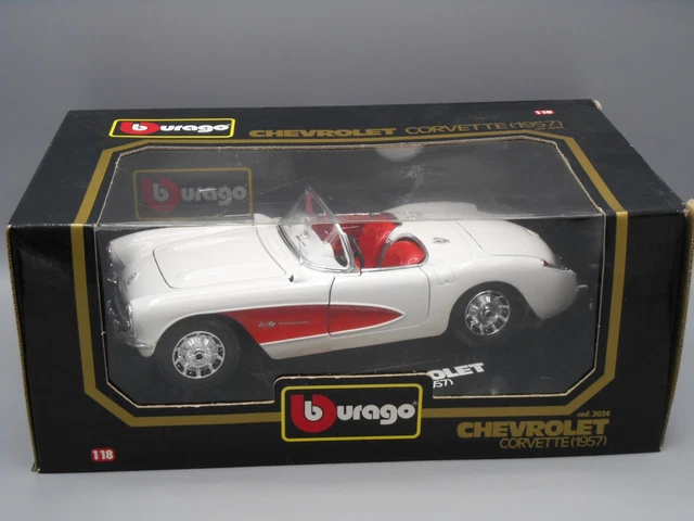 BBURAGO Chevrolet Corvette 1957 échelle 1/18 - Miniature Neuve - Réf 3024