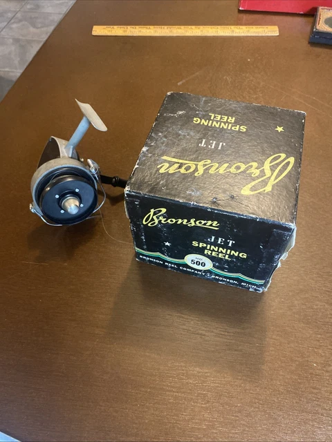 VINTAGE BRONSON JET Model 500 spinning reel NICE! Made in