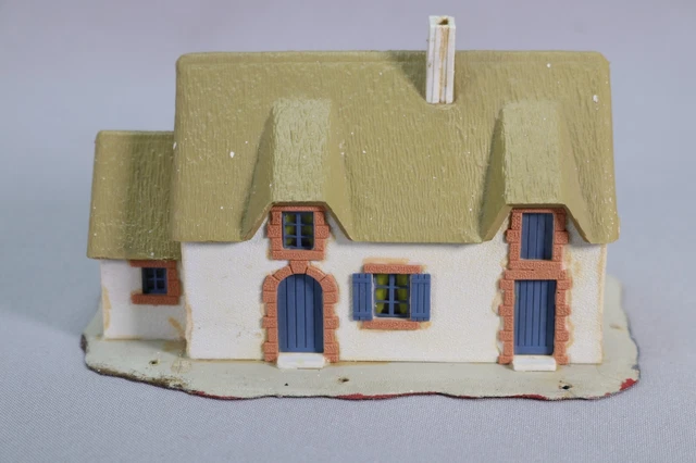 Maquette Jouef HO - Quai Couvert + Plan Incliné, Occasion, Pour Réseau De Trains Miniatures