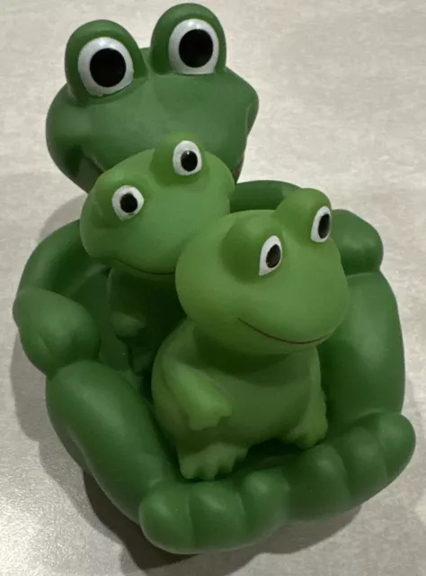 3 Nontoxic Cartoon Lovely Cute Safe Frog Water Bath Toys Shower Toys