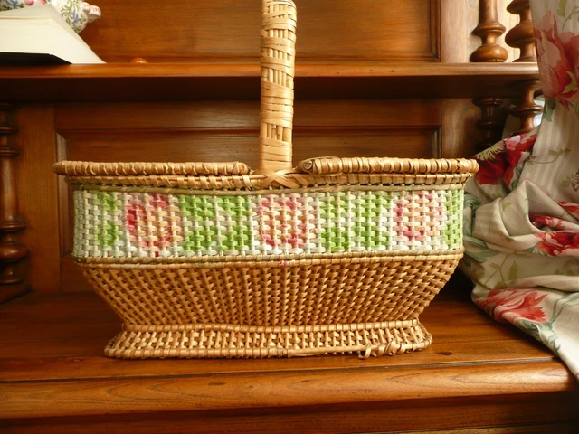 JOLI ANCIEN PETIT PANIER ROTIN Foncé PANIER DE POUPEE JOUET ANSES Tressees 1900 Imgx500 9528
