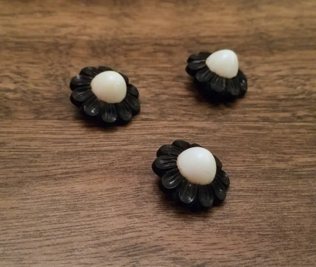 Lot Of 3 Antique Flower Buttons. Black & White Shank Style Early Plastic. 7/8"