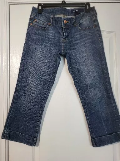7 For All Mankind Crop  Jeans, Women's Size 28 Medium Wash Blue Cuffed Hems