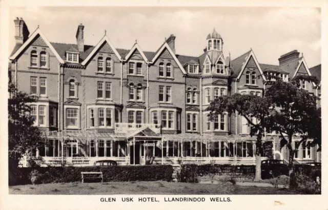 Postcard Glen Usk Hotel Llandrindod Wells Real Photograph Unposted