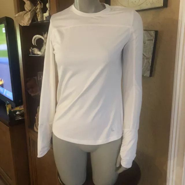 . Fila Long Sleeve Active Pullover/Exposed Seam Top White XS With Thumholes