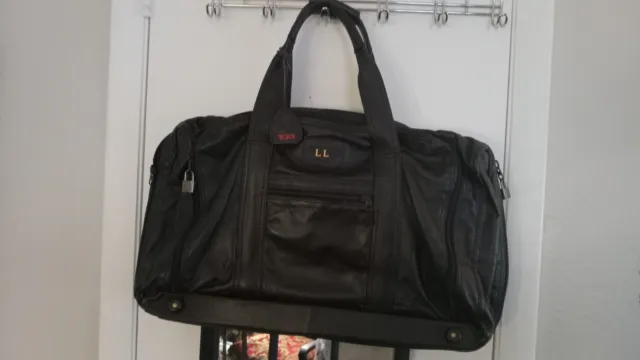 TUMI Alpha Vintage Black Colombian Leather  Duffle  Carry-On  Gym Bag Weekender