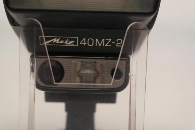 Metz 40MZ-2 Flash - Mecablitz - Camera Flash - Camera Accessories - SCA 3701 2