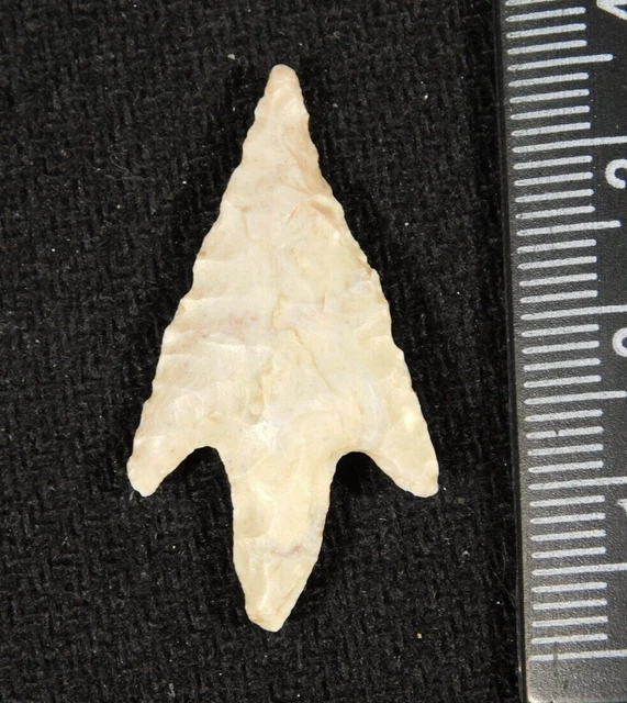 Ancient Stemmed Triangle Form Arrowhead or Flint Artifact Niger 2.74
