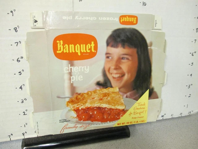 BANQUET frozen CHERRY PIE dessert box 1960s little girl smiling TV dinner #1