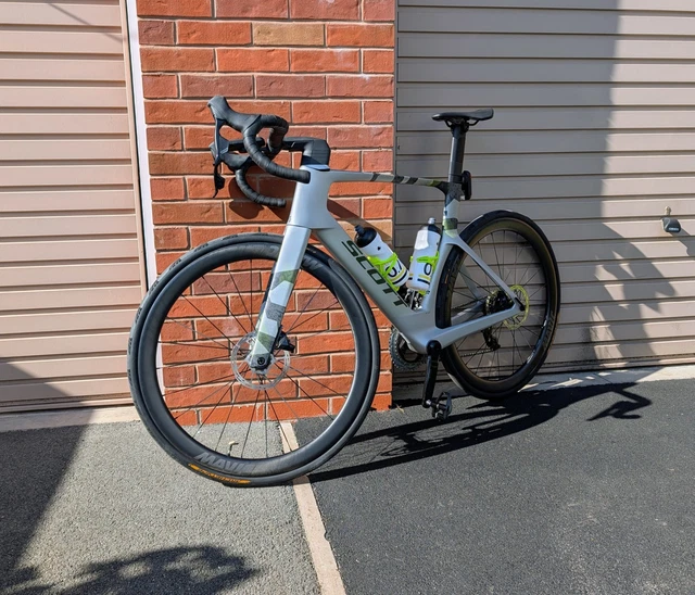 SCOTT FOIL RC 30 Size 56 Mavic SL 45 Carbon Wheels Road Bike