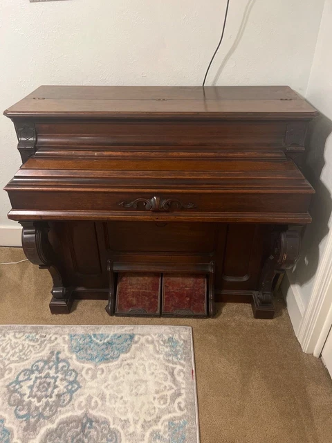1880 George Woods &Co. Parlor Organ