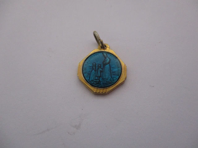 Insigne Broche Ancien Notre Dame De La Salette - Arthus Bertrand - Occasion
