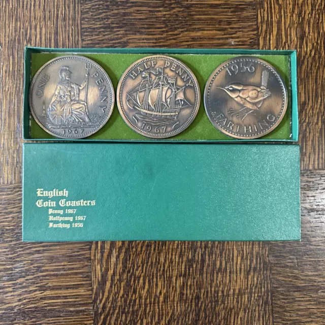 Magníficas montañas rusas raras vintage en caja de centavo de metal - medio centavo un centavo Farthing