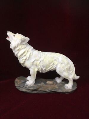 Howling Wolf Figurine Statue Wolves Collection Small Sculpture Full Moon