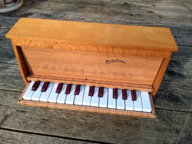 Very good condition - Toy piano Michelsonne 25 keys unusual Musical instrument