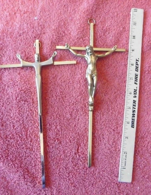 Lot of 2 decorative wall Crosses Crucifixion Jesus on the Cross Brass & Pewter
