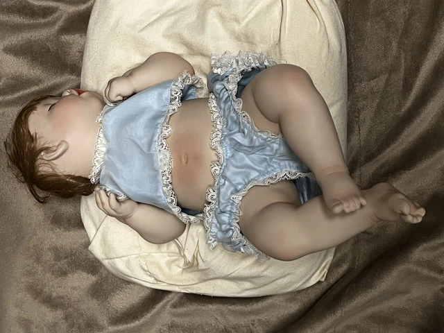 Ashton Drake “Good As Gold” Porcelain Doll Vintage 1997 Titus Tomescu 11