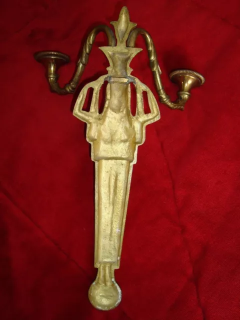 Ancienne Applique Murale En Bronze Massif Très Decoree 2