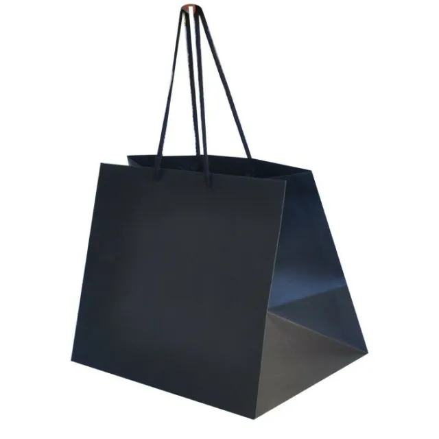 Deluxe Black Takeaway Bag with Handle  100 pcs
