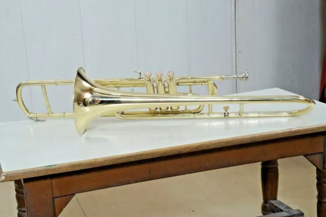 Piccolo trumpet brass + nickel finish Bb/A pitch with hard case and  mouthpiece : : Musical Instruments, Stage & Studio