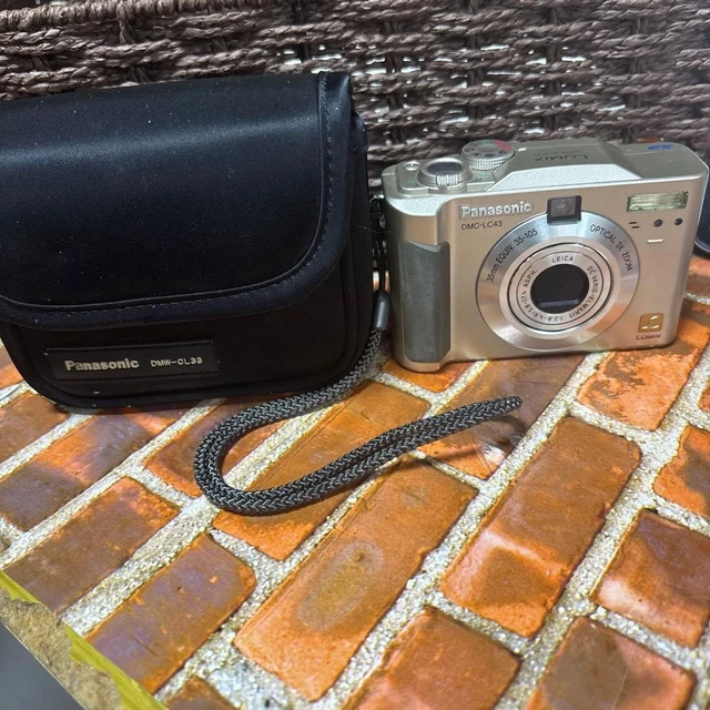 PANASONIC LUMIX DMC-LC43 Compact Digital Camera with LEICA Lens