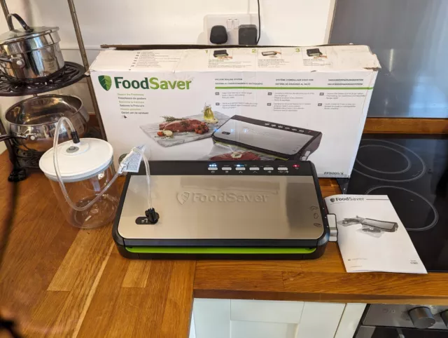 Food Saver Vacuum Sealing System - FFS005