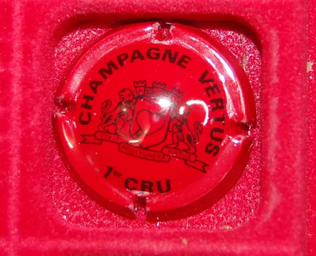 1 Plaque de muselet de champagne La Goutte d'Or rouge