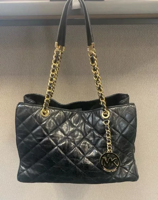 Michael KORS Purse Susannah Quilted Black Leather Shoulder Bag Gold Chain Accent