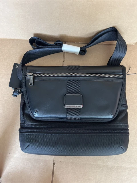 Tumi alpha bravo travis sale