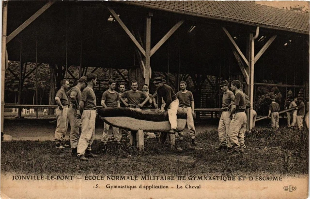 CPA AK JOINVILLE-le-PONT École Normale Militaire. Gymnastics (600314)