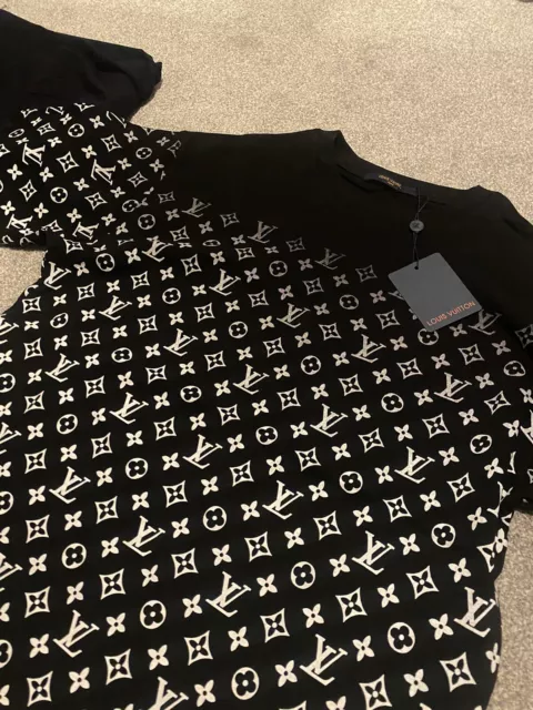Louis Vuitton LV Monogram Gradient T-Shirt Black White – AO XCLUSIVE