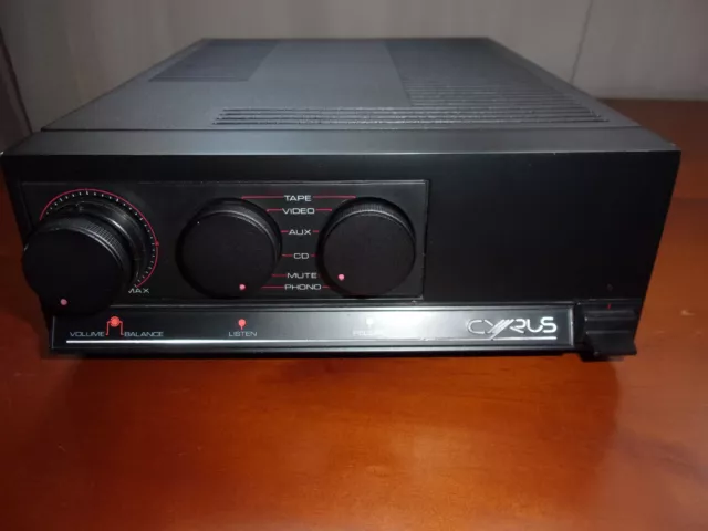 Bel ampli intégré Mission Cyrus One avec phono MM/MC made in England