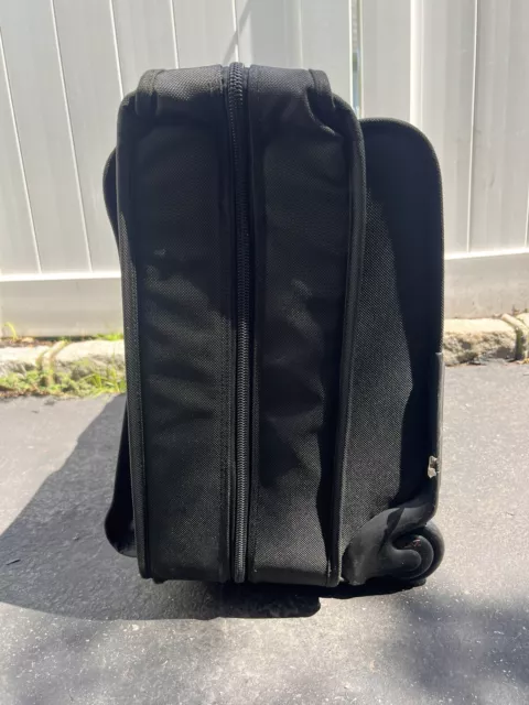 Tumi Alpha Black Wheeled Carry-On Rolling Garment Bag 22” Inch Read Description 3