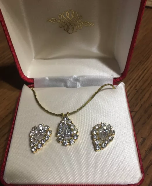 Necklace Earring Gold Tone Teardrop Rhinestone Pendant Set Pierce Hard Hinge Box