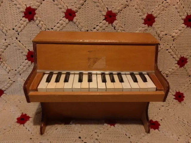 toy piano Mundia Beilei 24 keys - sound of bells similar to Michelsonne - see vi
