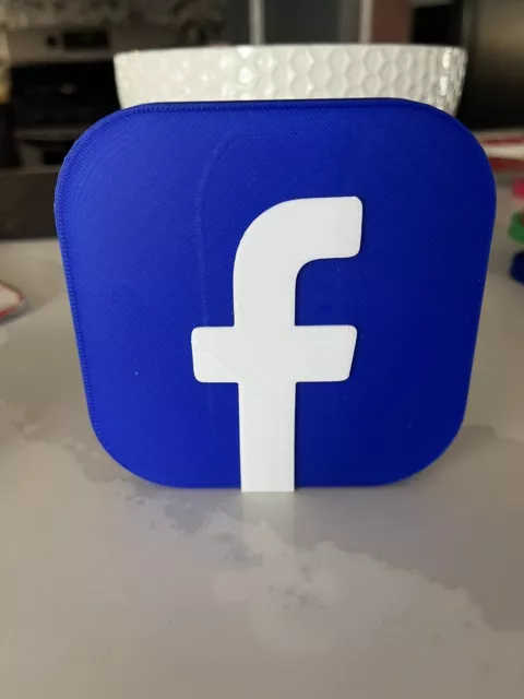 Facebook Phone Inspired Phone App 2