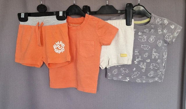 Pacchetto vestiti per bambini età 0-3 mesi. Primark. Ottime condizioni.