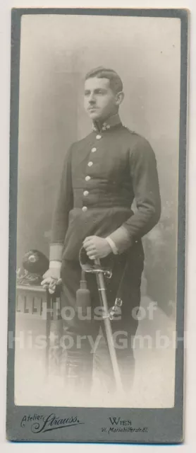 129166, Portrait CDV, KuK Offizier, Jäger, Uniform Säbel, Kappe mit Busch