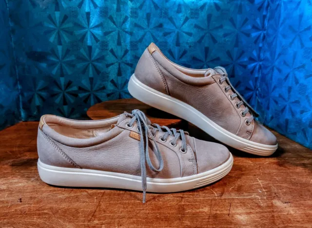 Women's Ecco " Soft 7" Sneaker/Grey/39(EU) 8(US)